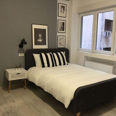 Luxury 2Bdrm Apt Bukares Bagian luar foto